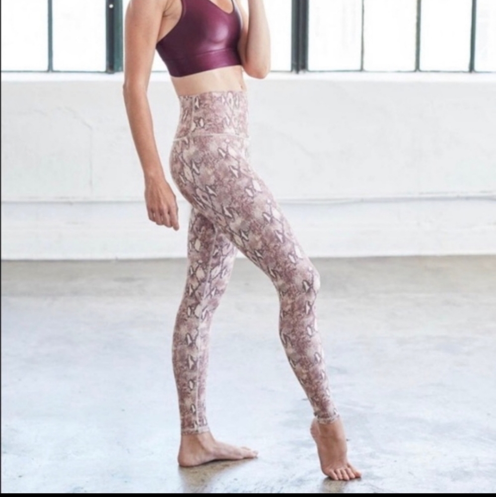 NEW! DYI snakeskin pattern leggings  size xs